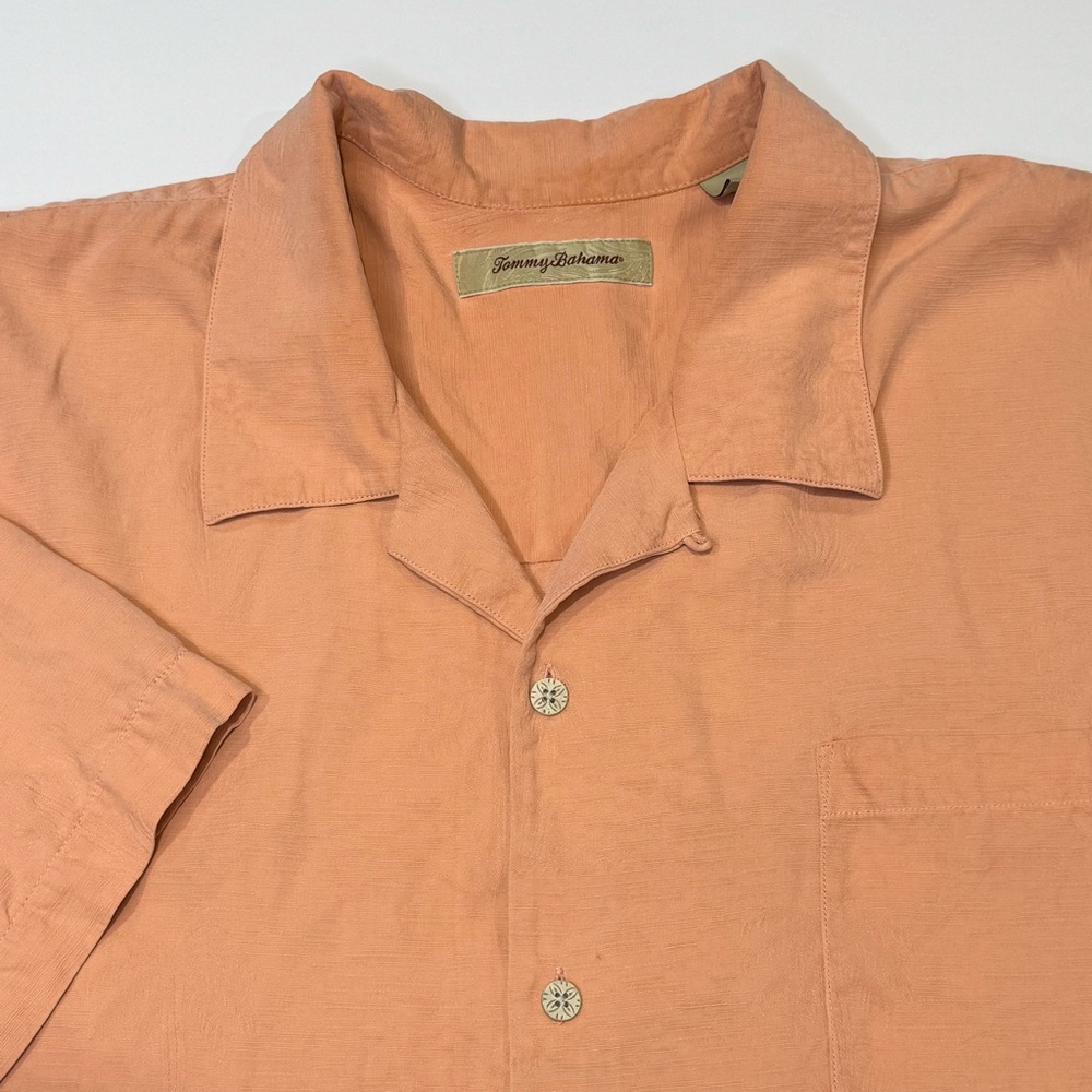 Tommy Bahama Men's XXL 100% Silk Short Sleeve Button Down Light Coral Palm Trees